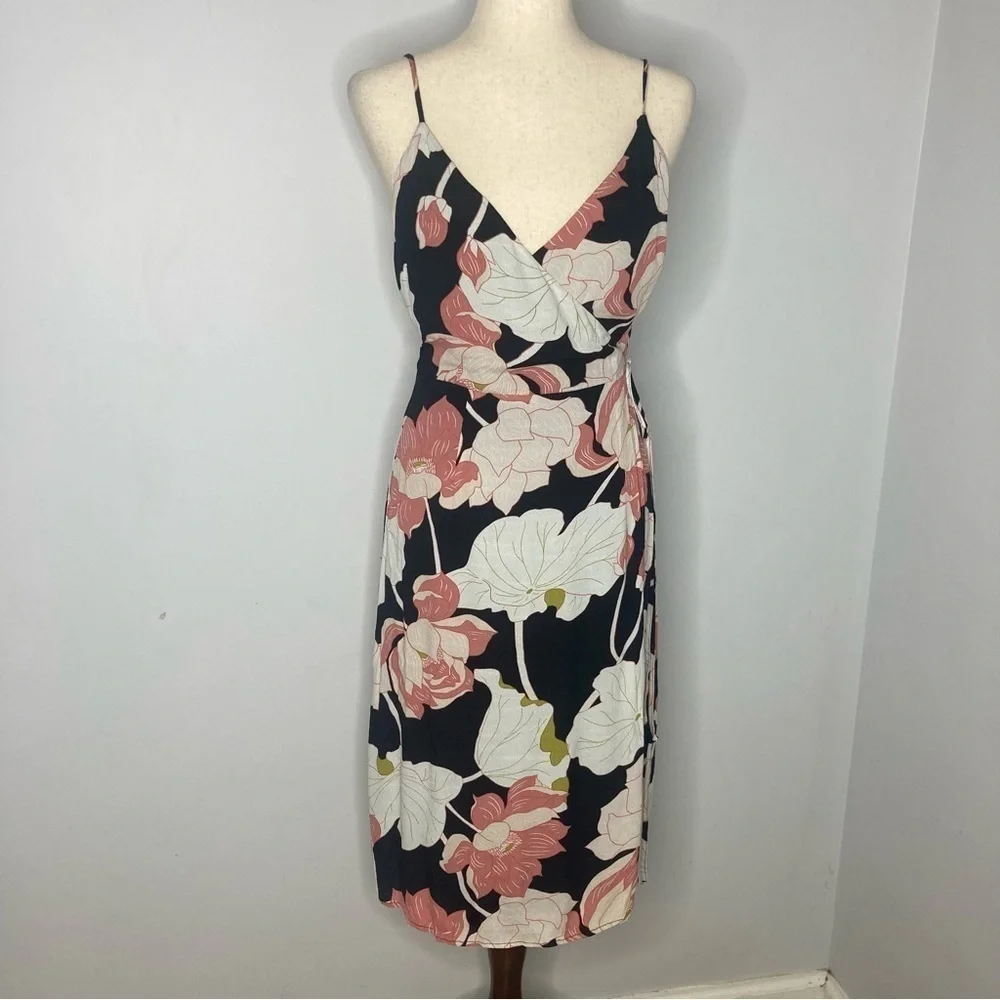 Cupcakes and Cashmere Black Floral Wrap Midi Dress - Picture 3 of 9